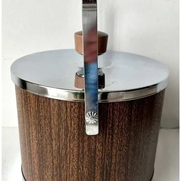 Vintage Kromex Ice Bucket Wood Grain with Chrome Trim 1960s - Picture 2 of 5